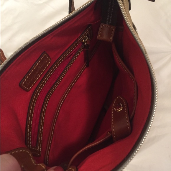 Dooney and Bourke crossbody - Picture 5 of 6